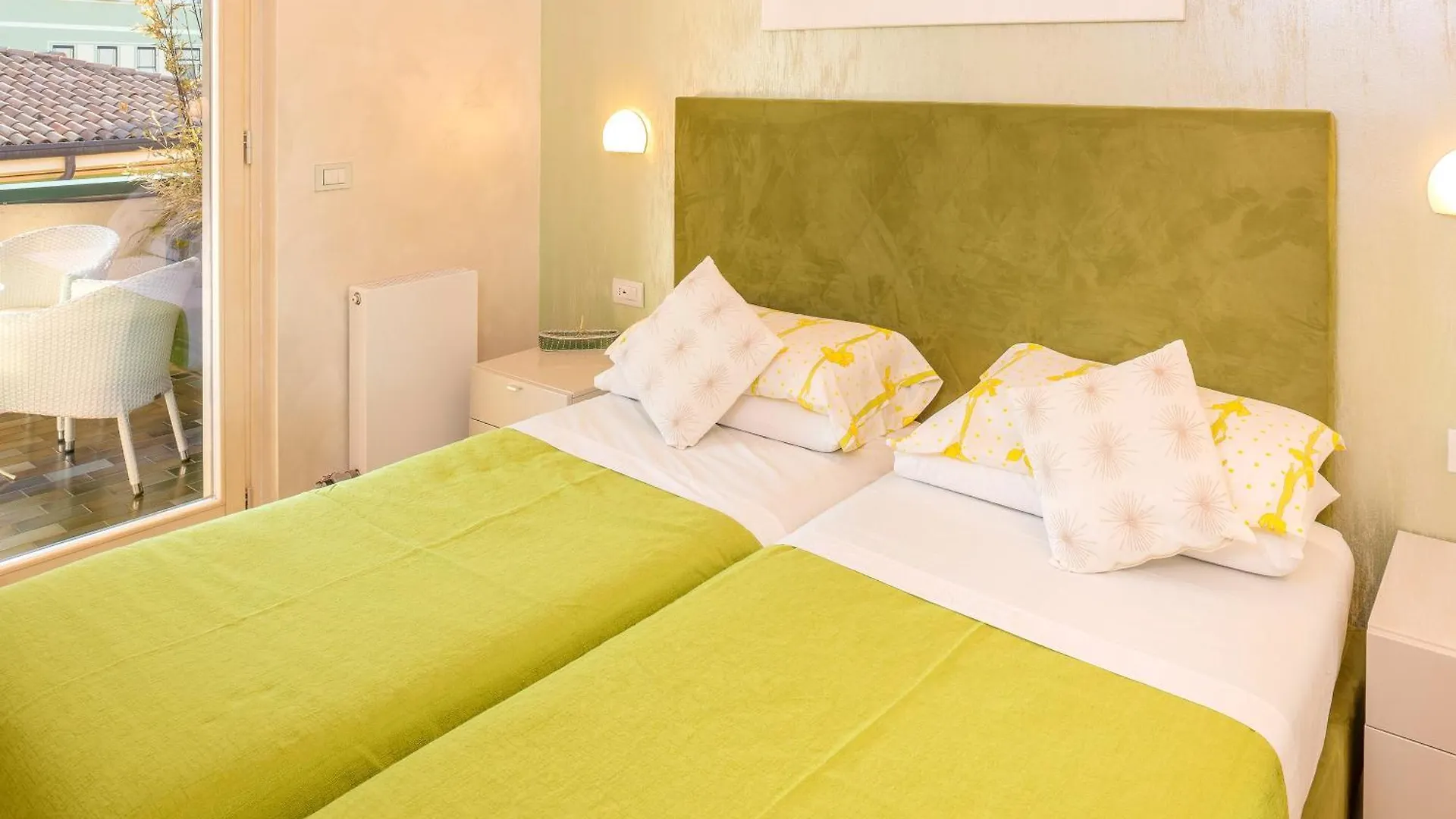 Blue Lake Residence - Bardolino 3*,  Italie
